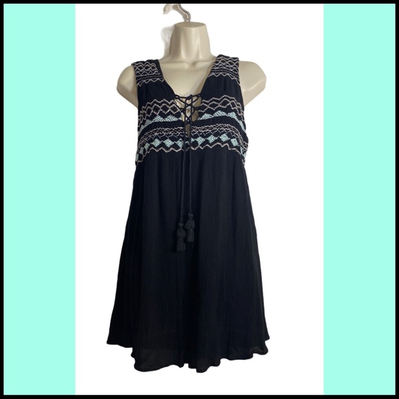 FREE PEOPLE SIMPLY BLACK EMBROIDERED MINI DRESS XS - Picture 4 of 9